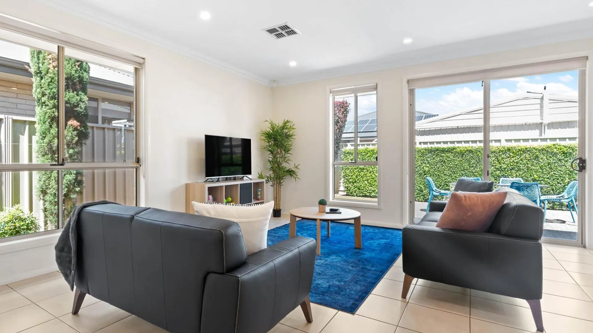 Holiday home No Stairs, Big House, Garage Richmond Residence 2 Adelaide